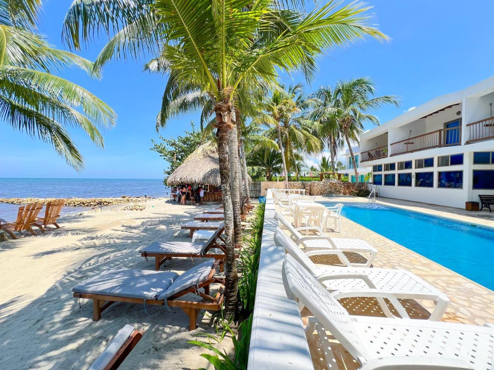 Hotel Costa Linda Толу Екстер'єр фото